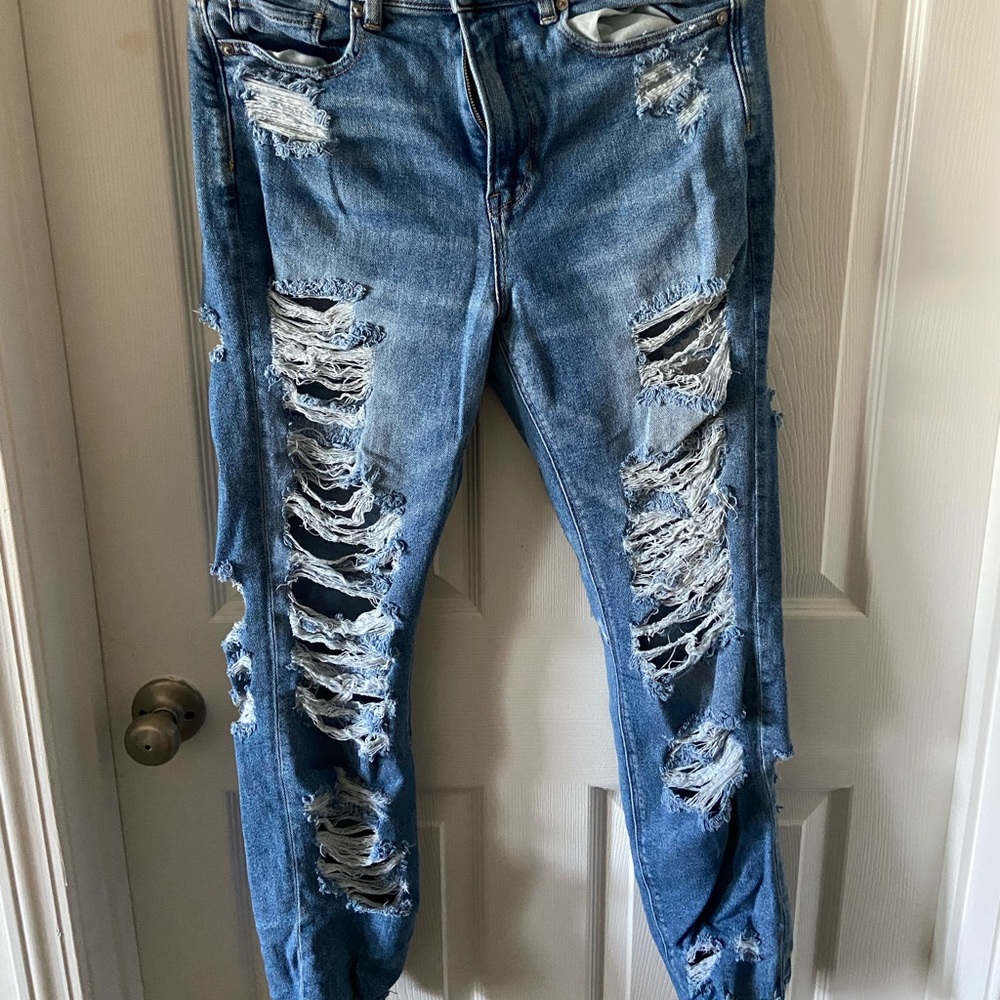 American Eagle Outfitters Distressed High Rise Blue Jeans